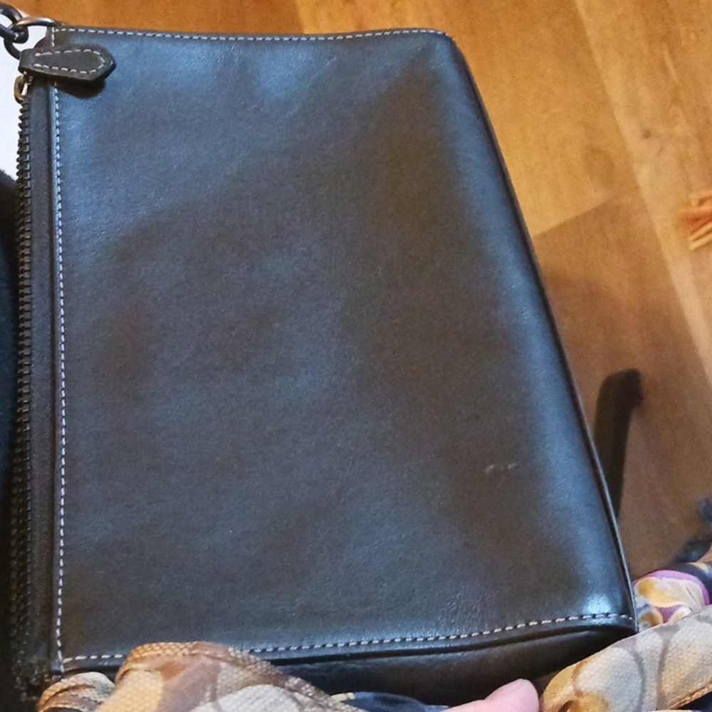 Coach Villians Crossbody Bag With Patches, Pouch And Villian Hankerchief - Picture 14 of 16